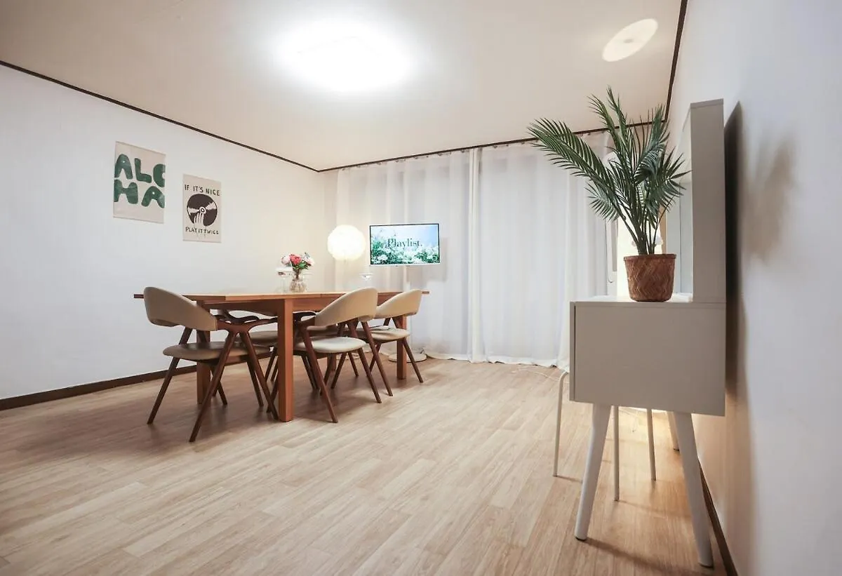 סיאול Conveniently Located, Spacious, 3 Rooms, 6 Beds