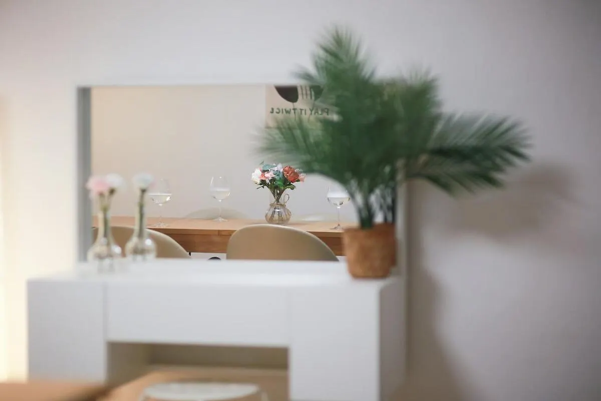 סיאול Conveniently Located, Spacious, 3 Rooms, 6 Beds 0*,