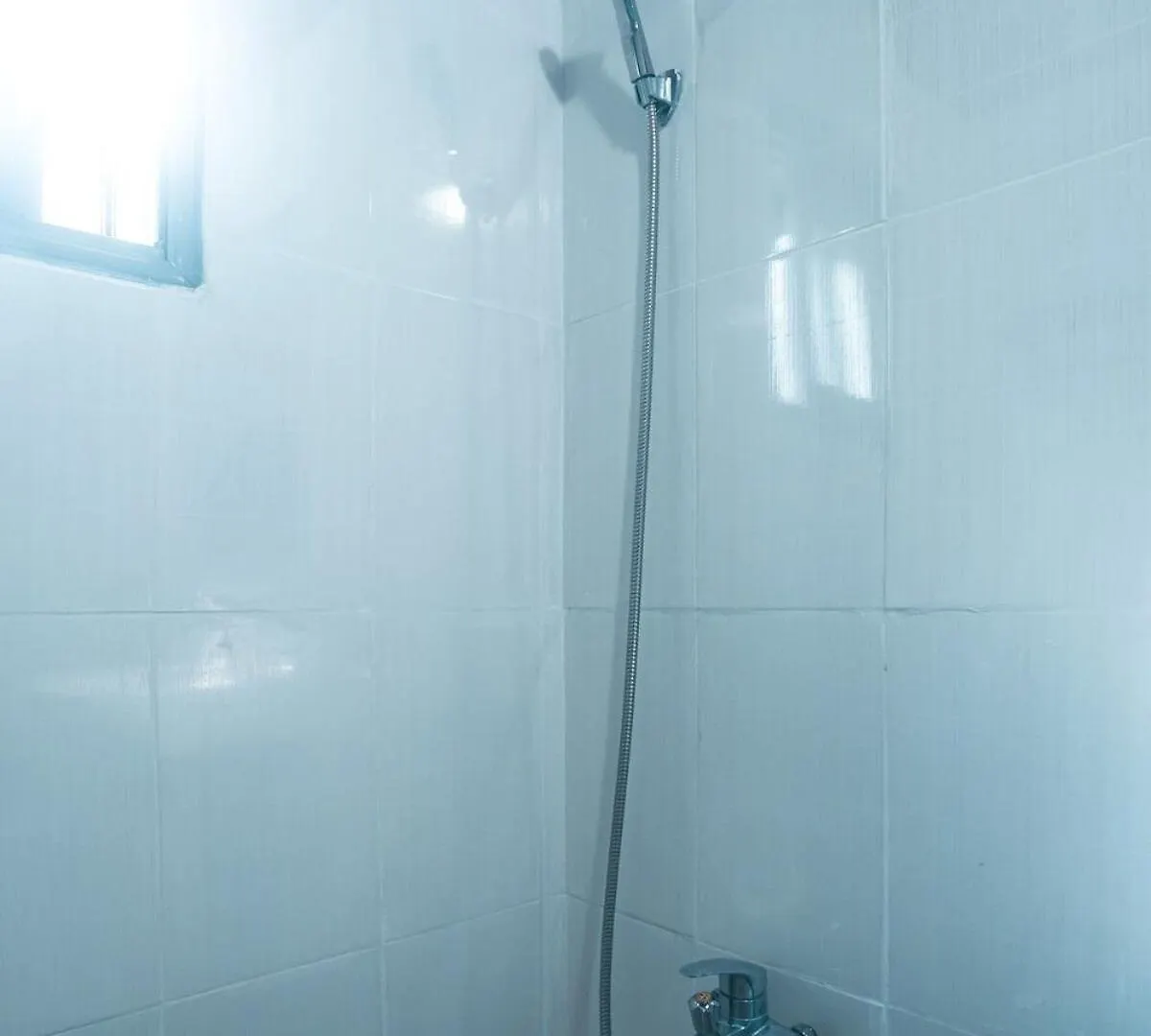 Conveniently Located, Spacious, 3 Rooms, 6 Beds Seoul 0*,